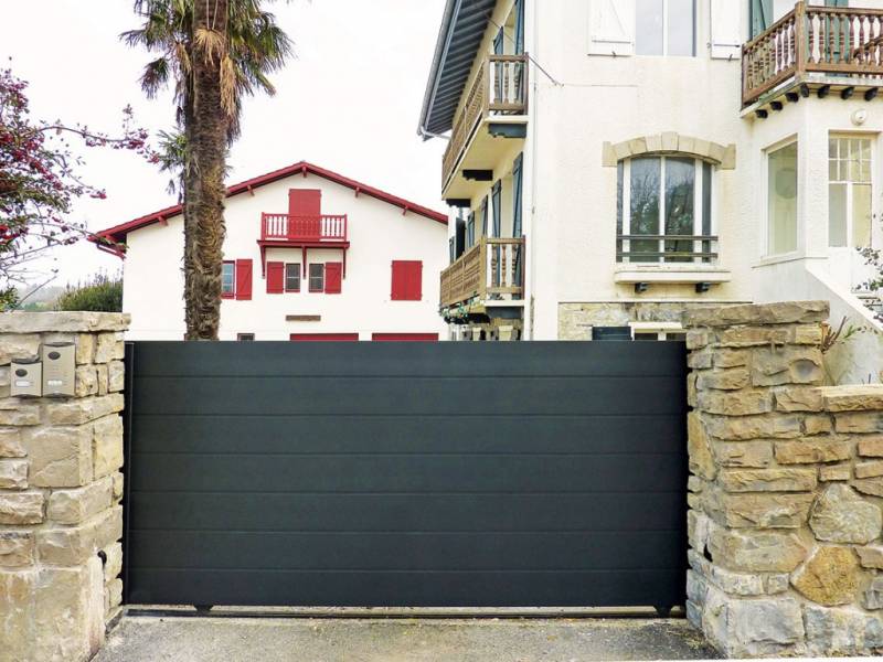 Portail coulissant aluminium Boréal