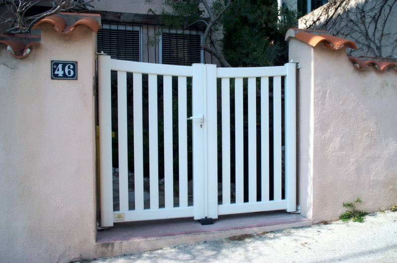 Portillon aluminium Cabernet.